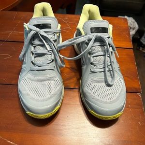 Adidas Stella McCartney Barricade Bounce grey sneakers women’s 8.5 MAKE AN OFFER